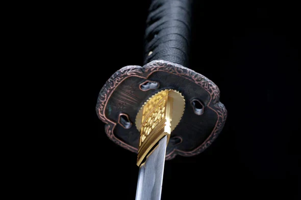 black wakizashi - Image 5