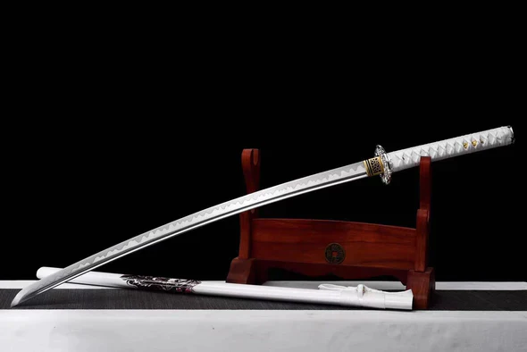 white dragon katana - Image 3